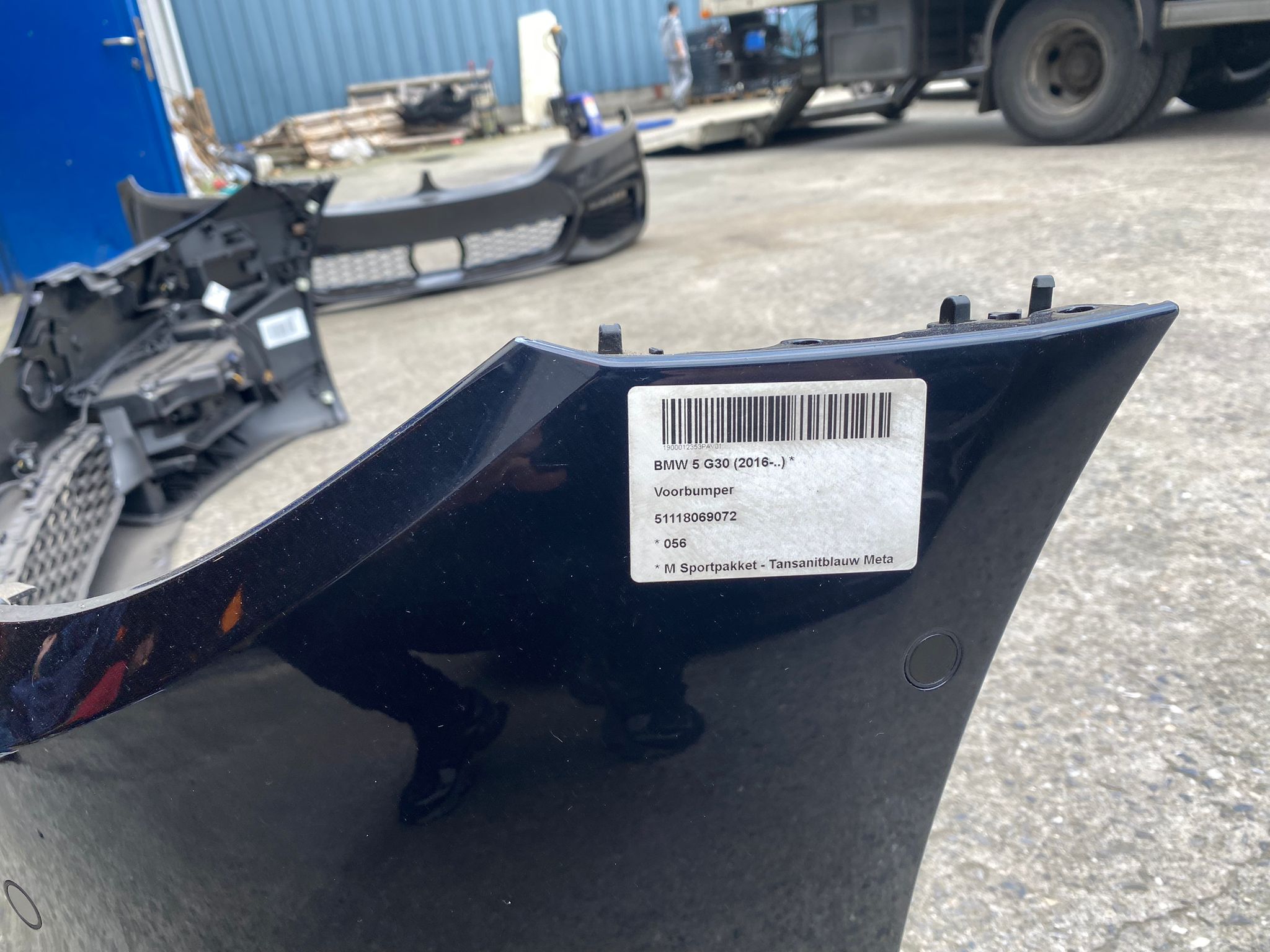 P0004_PARE_CHOC_AVANT_BMW_SERIE_5_G30_M_PACK_tansanitblauw_TIZAUTOPARTS_6pdc2