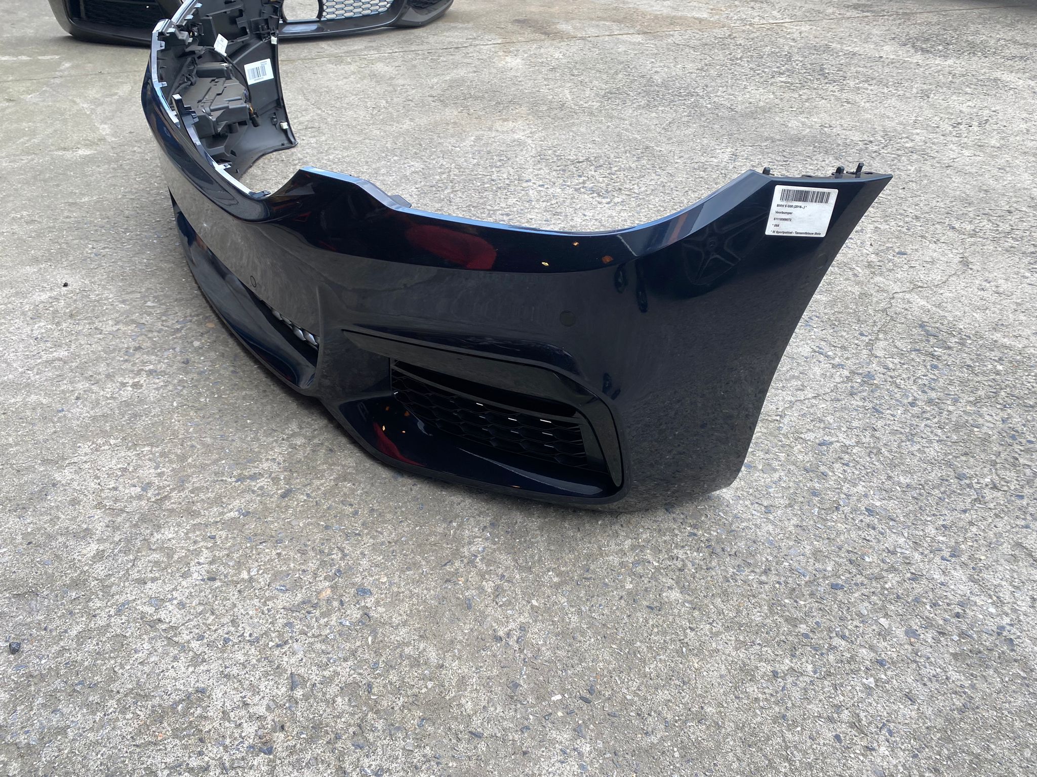 P0004_PARE_CHOC_AVANT_BMW_SERIE_5_G30_M_PACK_tansanitblauw_TIZAUTOPARTS_6pdc5