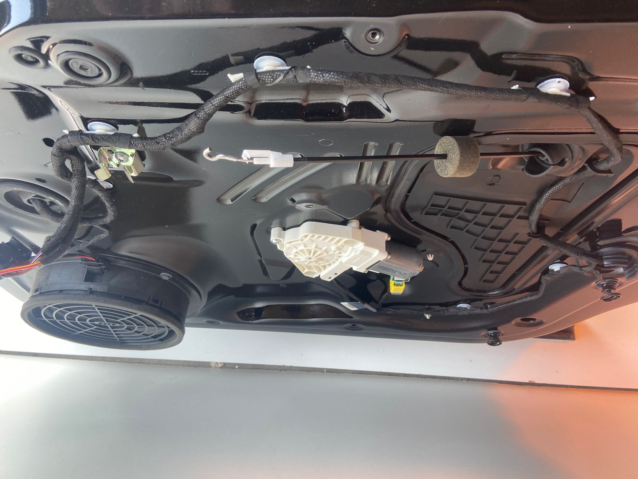 D0201_AUDI_Q5_8R_TIZ_AUTOPARTS_porte_avant_droite_4