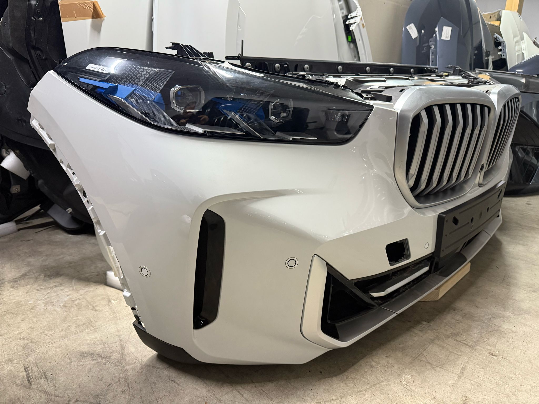 BMWX6_X5_G06LCI_VORKOOP_VOORKOP_FACE_AVANT_TIZ_AUTOPARTS_Whitepearl_3
