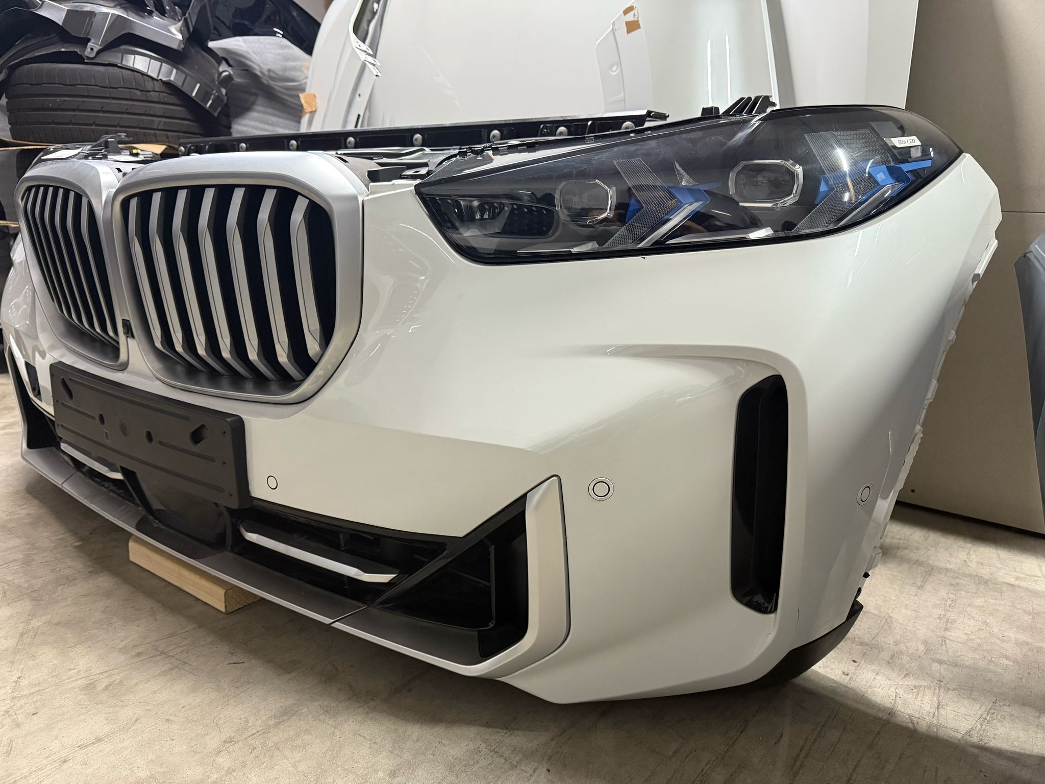 BMWX6_X5_G06LCI_VORKOOP_VOORKOP_FACE_AVANT_TIZ_AUTOPARTS_Whitepearl_4
